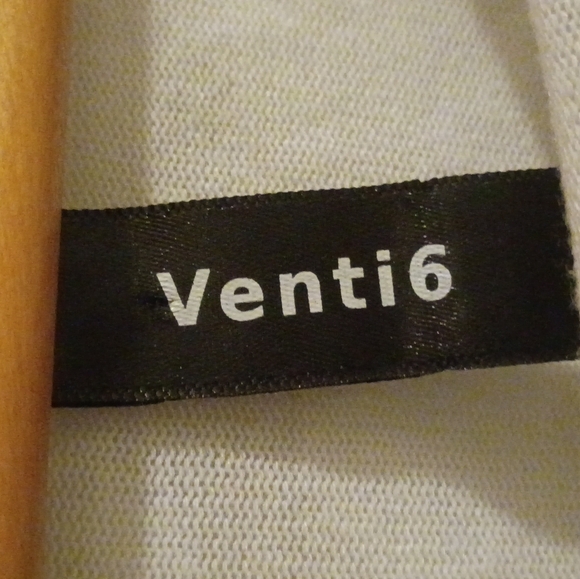 Camouflage Long Sleeve Shirt Women's Size Large Like New!! - Picture 3 of 4